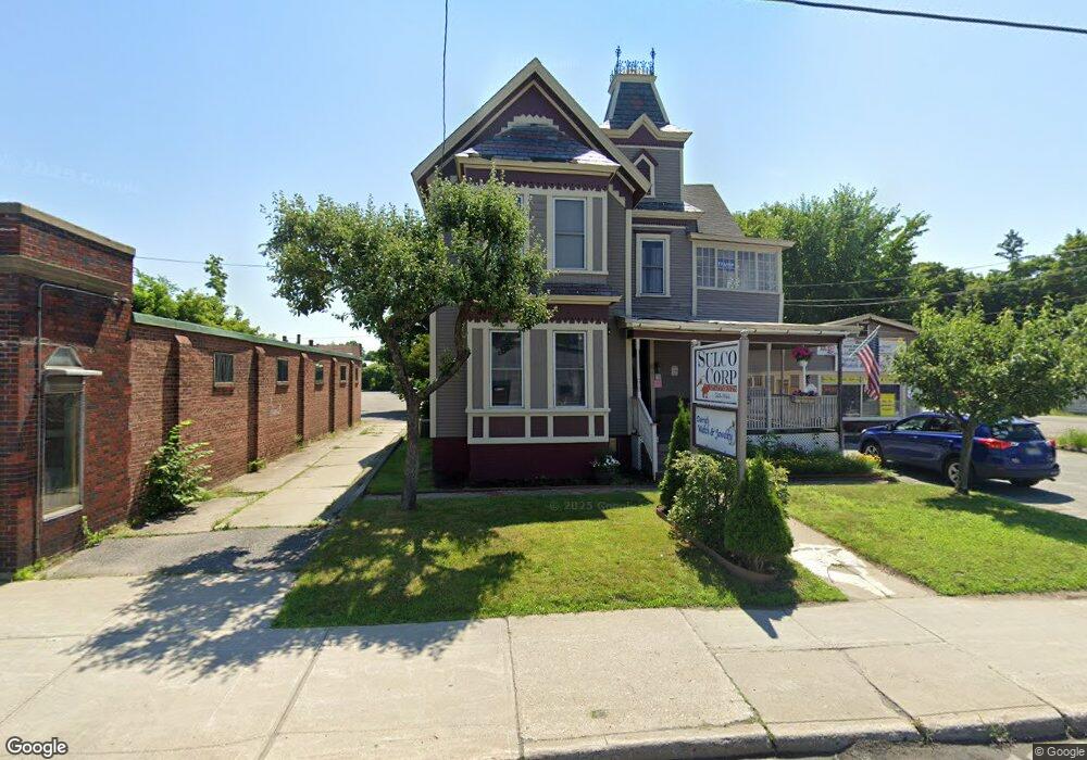 96 Pleasant St, Claremont, NH 03743 - photo 1