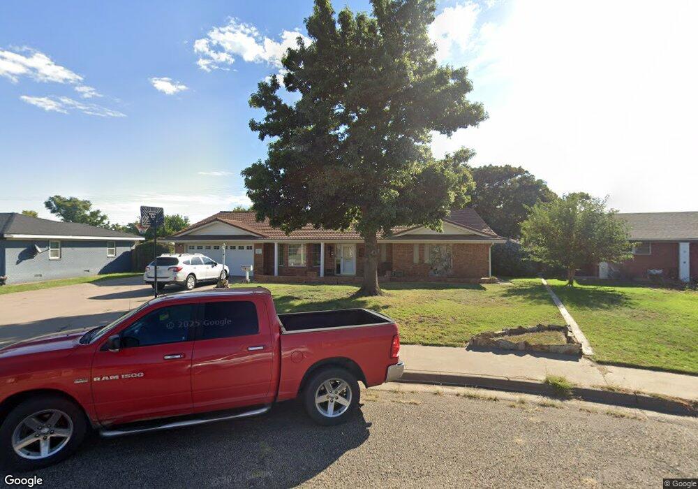 509 Mills Ave, Dumas, TX 79029 - photo 1