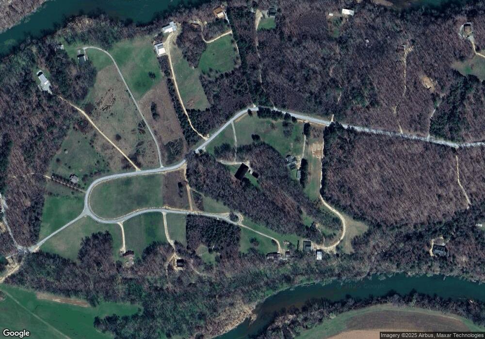 1049 Whitaker Bend Rd, Linden, TN 37096 - photo 1