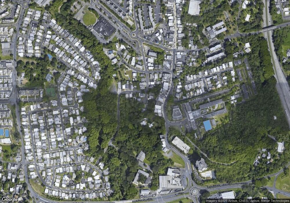 8 Rafael Hernanqez unit 24, Guaynabo, PR 00969 - photo 1