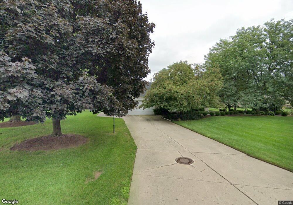 1871 Brookview Cir, Bloomfield Hills, MI 48304 - photo 1