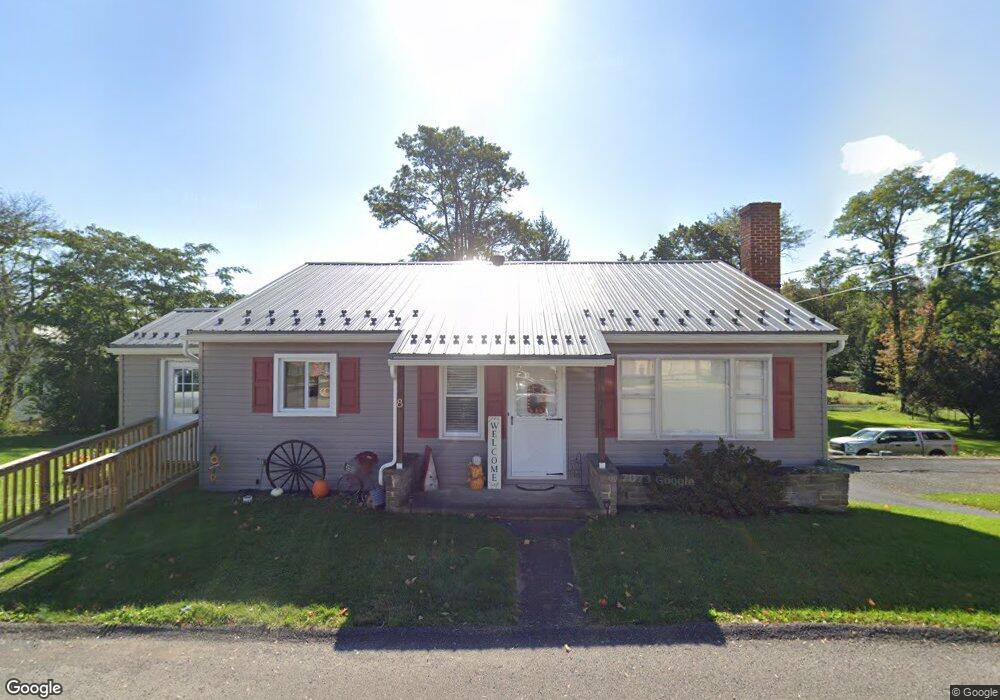 8 W Mcclure St, New Bloomfield, PA 17068 - photo 1