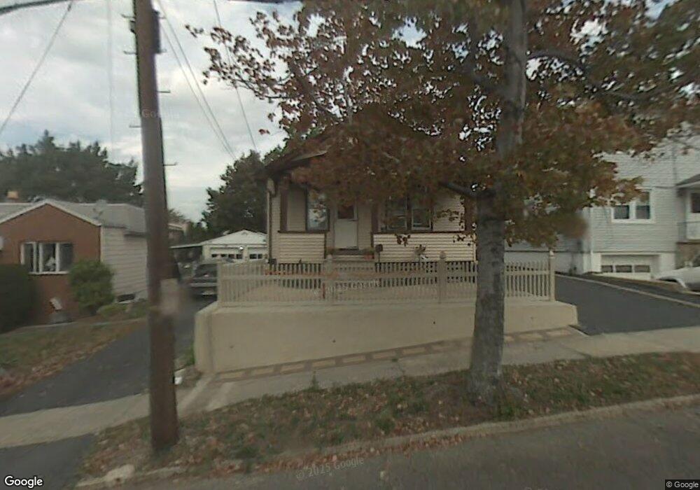 467 Thomas Ave, Lyndhurst, NJ 07071 - photo 1