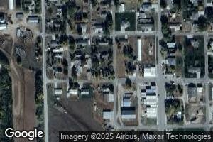 201 W 5th St, Wynot, NE 68792