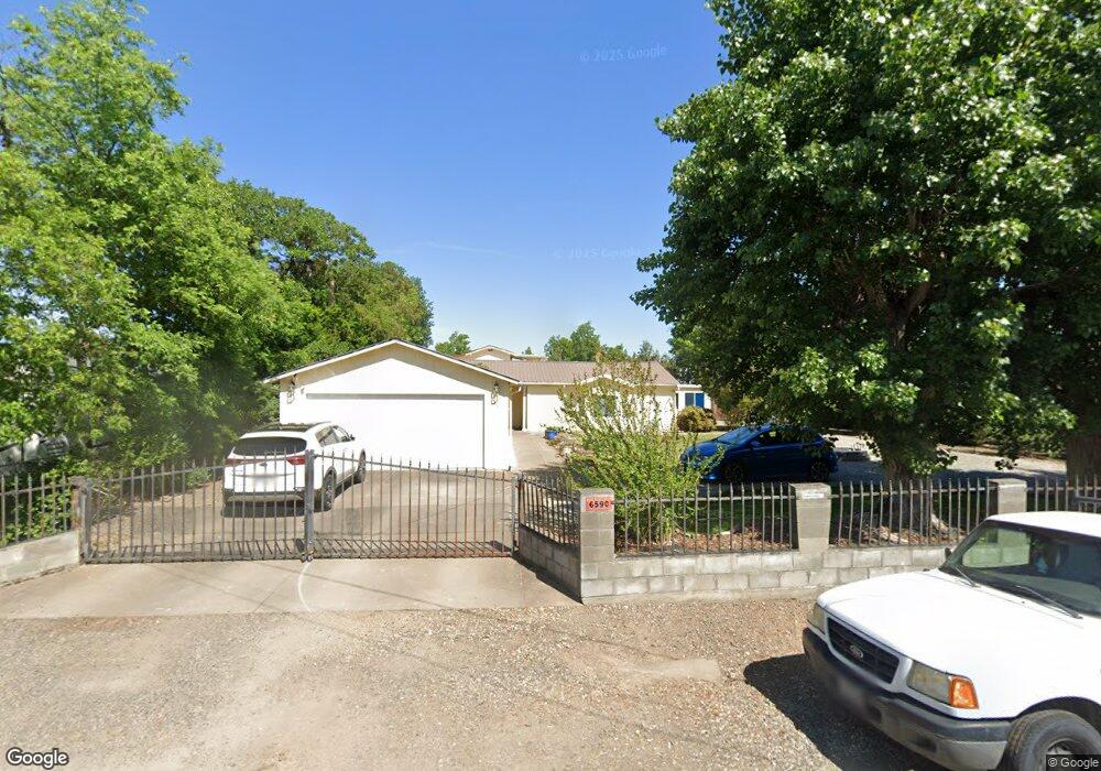 6590 Pinehurst St, Central Point, OR 97502 - photo 1