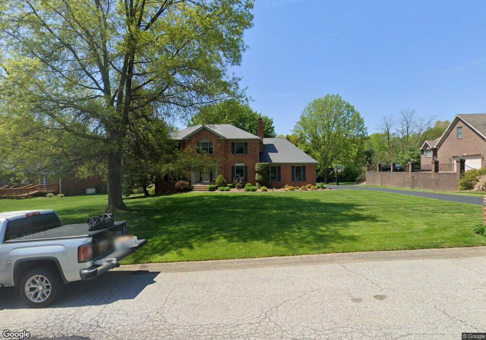 2002 Spring Creek Dr, Floyds Knobs, IN 47119 - photo 1