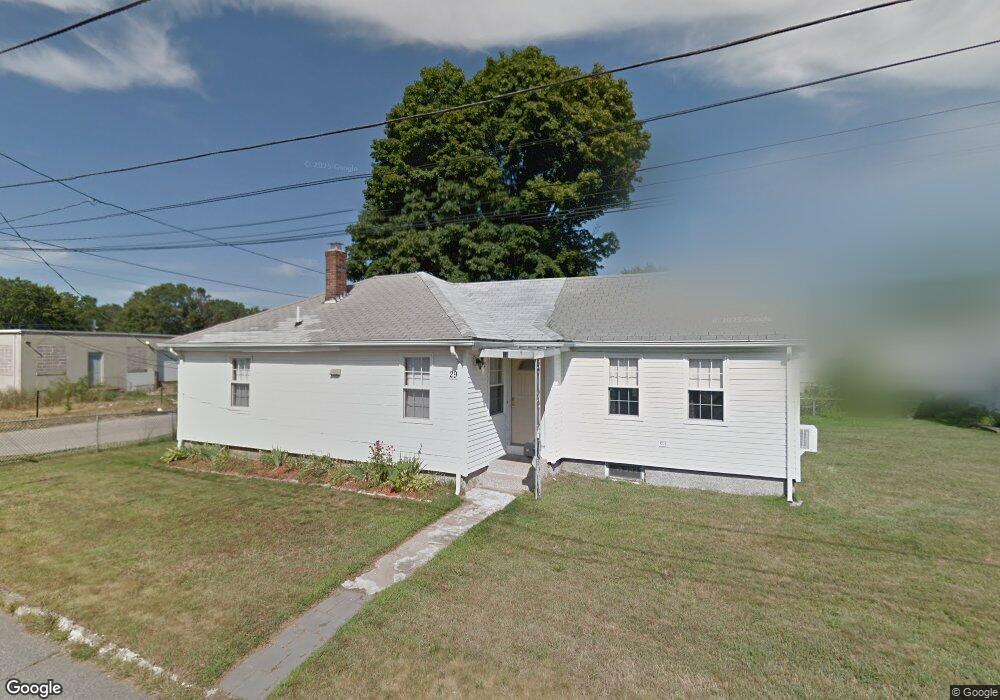 29 Longfellow St, Pawtucket, RI 02861 - photo 1