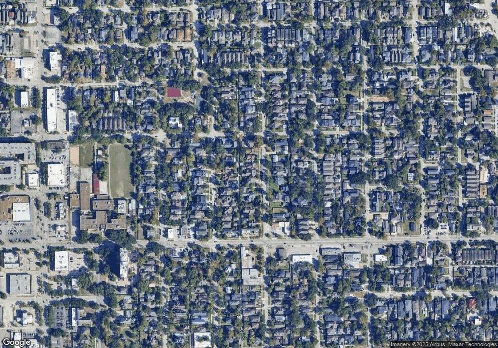 2035 Arlington St, Houston, TX 77008 - photo 1