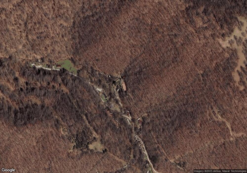 15 Fredas Ln, Branchland, WV 25506 - photo 1