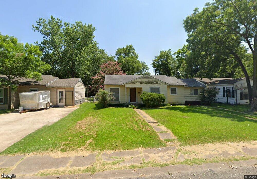 240 Graham Ave, Bonham, TX 75418 - photo 1