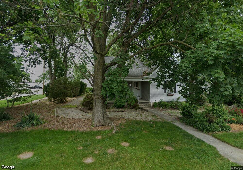 834 W College Ave, Woodville, OH 43469 - photo 1
