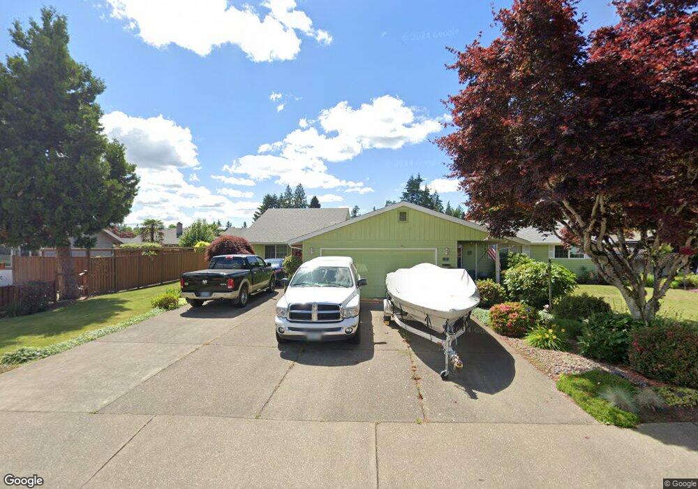 1037 N Birch St, Canby, OR 97013 - photo 1