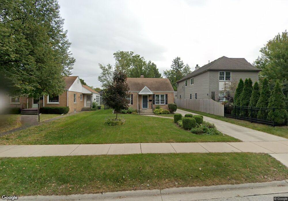 1012 N Eagle St, Naperville, IL 60563 - photo 1