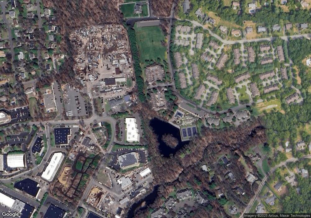 180 Dickinson Ln, Mahwah, NJ 07430 - photo 1