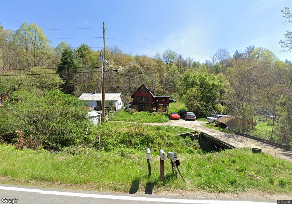 772 Scronce Creek Rd, Burnsville, NC 28714 - photo 1