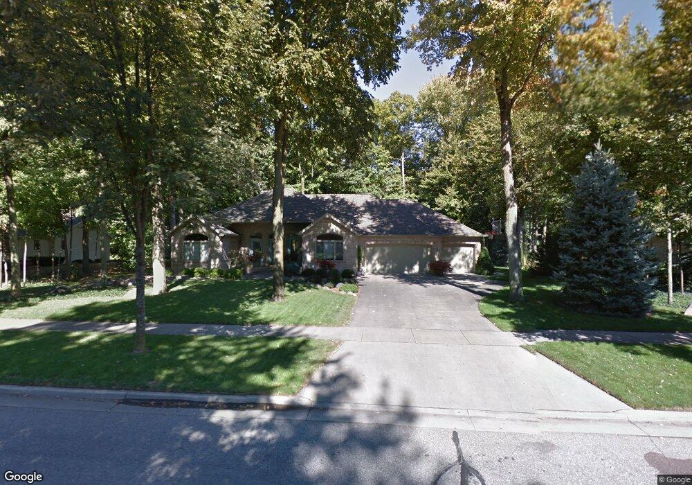 668 Maple Crest Dr, Frankenmuth, MI 48734 - photo 1