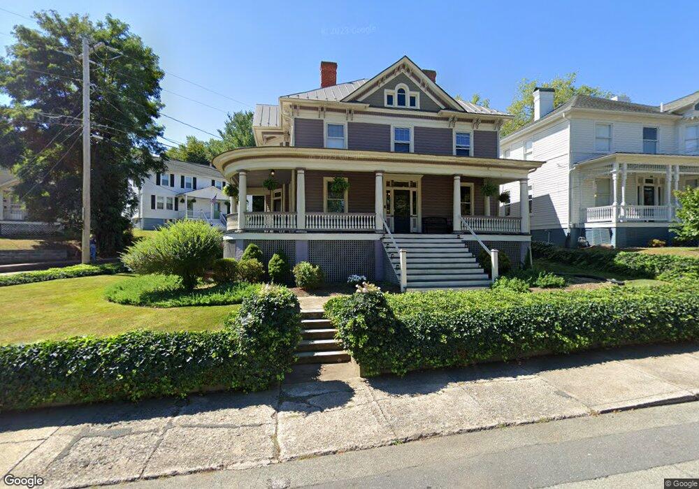 1008 W Beverley St, Staunton, VA 24401 - photo 1