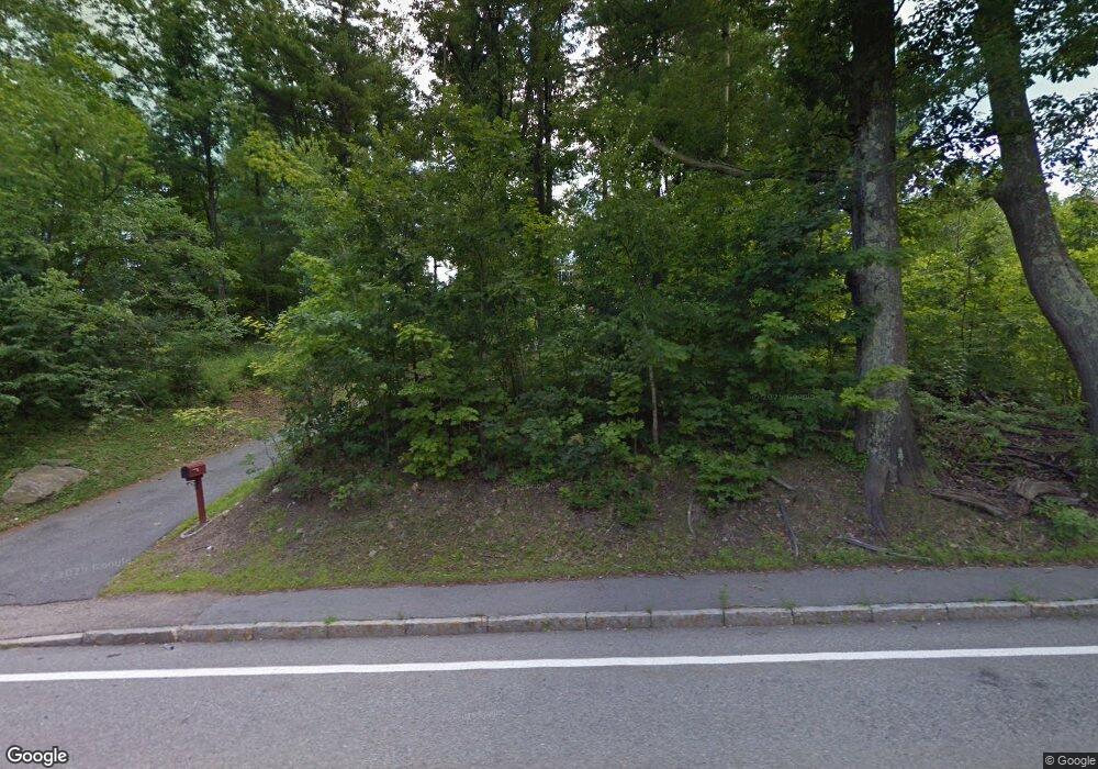 13 Pleasant St, Paxton, MA 01612 - photo 1