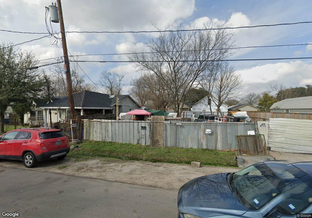 1925 Cromwell St, Houston, TX 77093 - photo 1