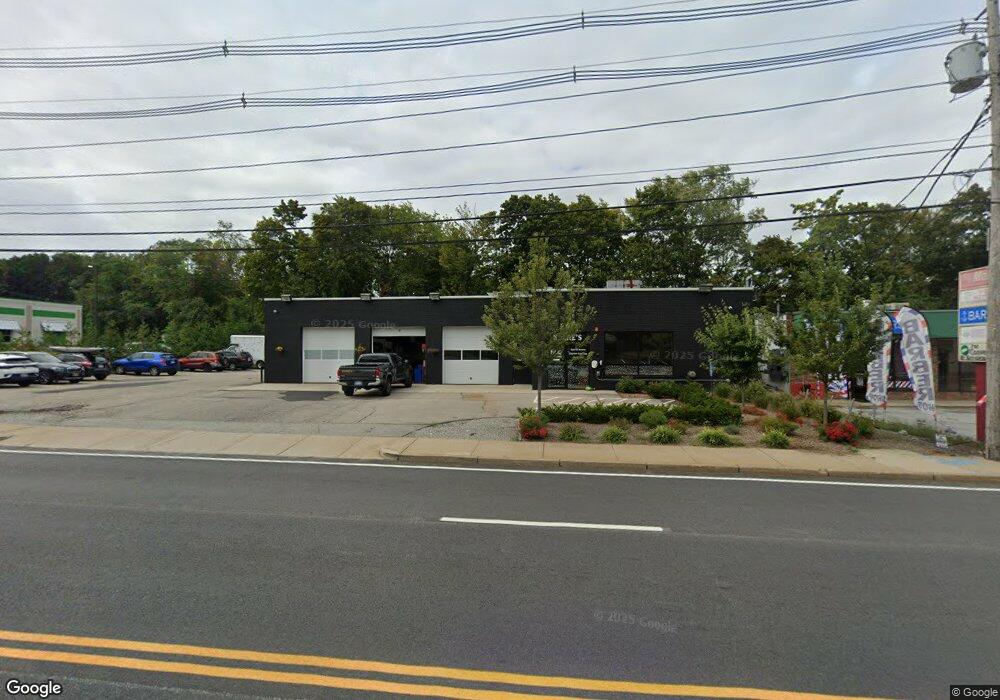 715 Warwick Ave, Warwick, RI 02888 - photo 1