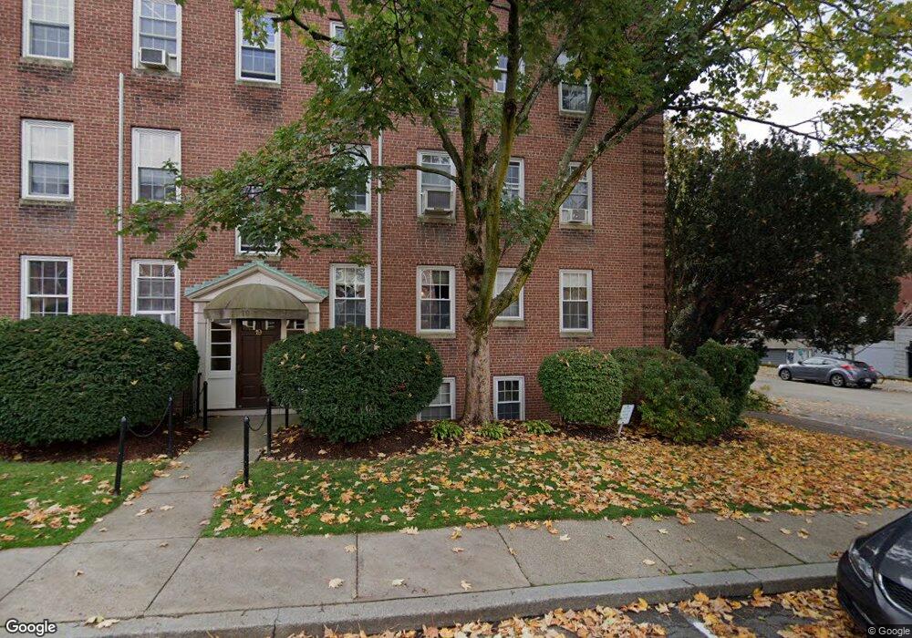 19 Englewood Ave unit 1, Brookline, MA 02445 - photo 1