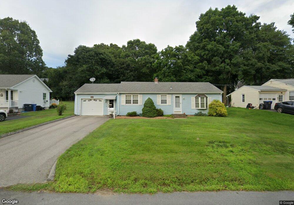 132 Katherine Ave, Danielson, CT 06239 - photo 1