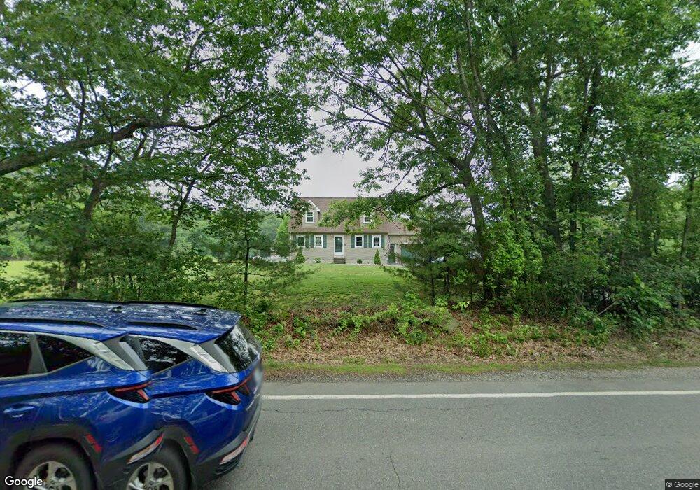 87 Dracut Rd, Hudson, NH 03051 - photo 1