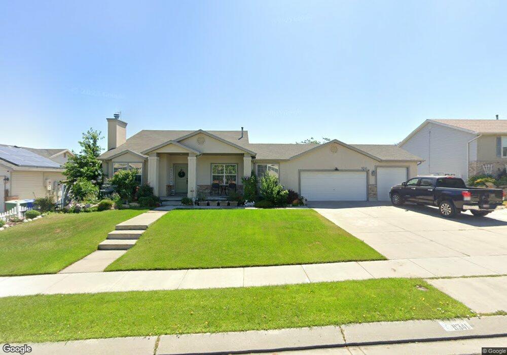 9341 S Uinta Hills Dr, West Jordan, UT 84088 - photo 1