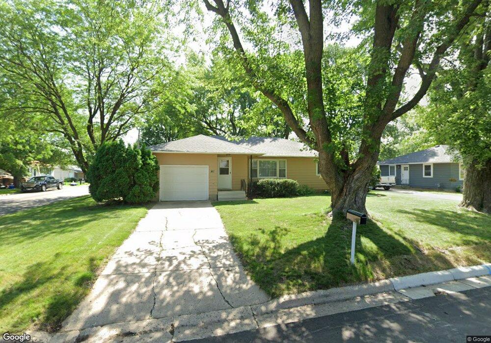 1208 Columbus Ave, Albert Lea, MN 56007 - photo 1