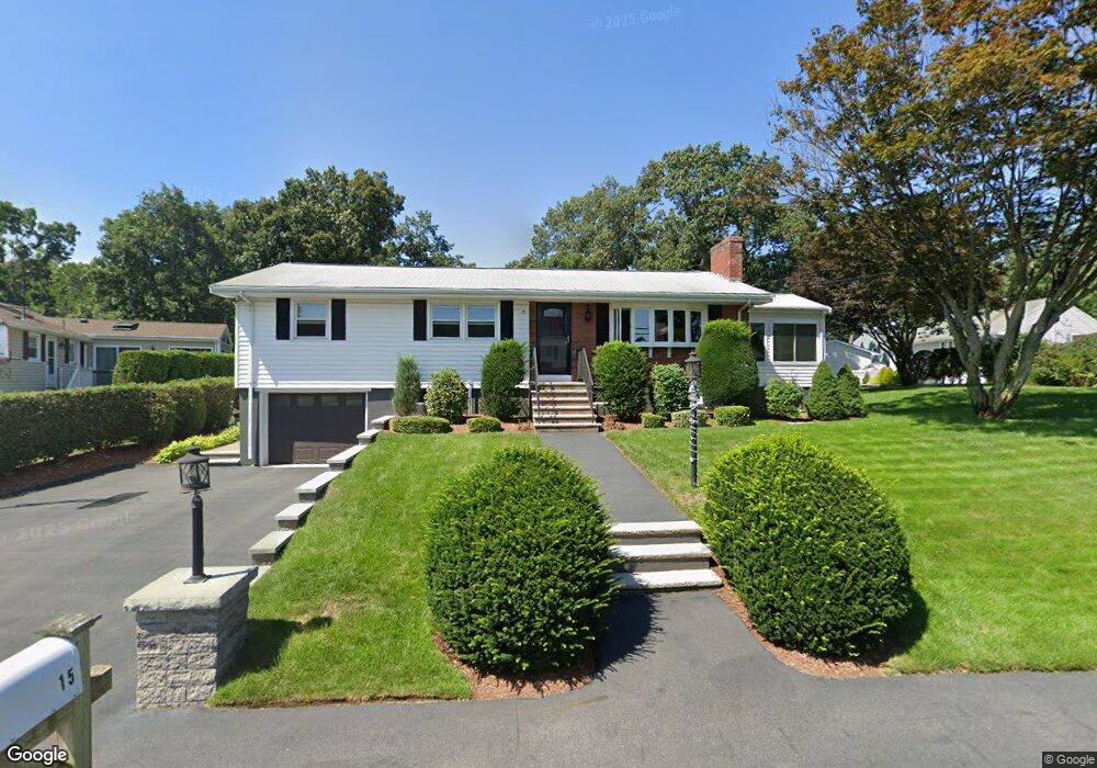 15 Whispering Hill Rd, Woburn, MA 01801 - photo 1