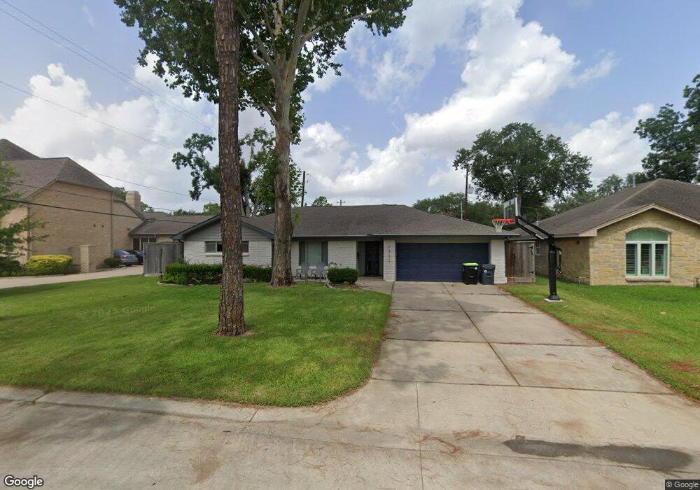 1323 Neeley Dr, Houston, TX 77055 - photo 1