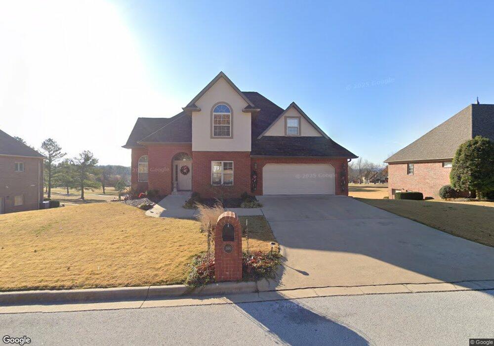 306 Hogan Dr, Harrison, AR 72601 - photo 1
