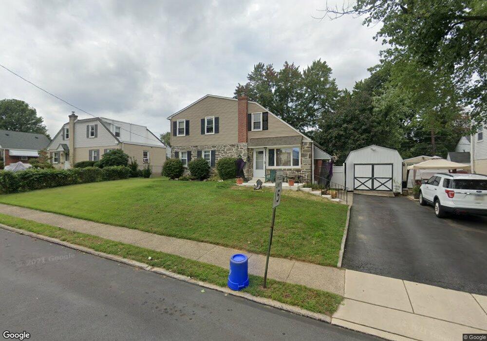 745 Surrey Rd, Aldan, PA 19018 - photo 1