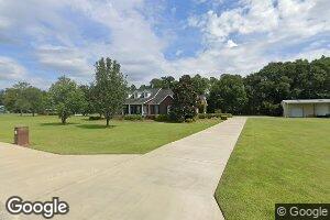 74 Fairfield Dr, Odum, GA 31555