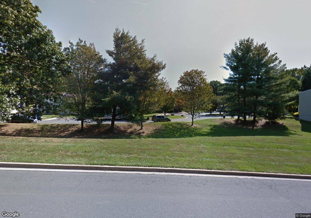 17 Dufief Ct, North Potomac, MD 20878 - photo 1