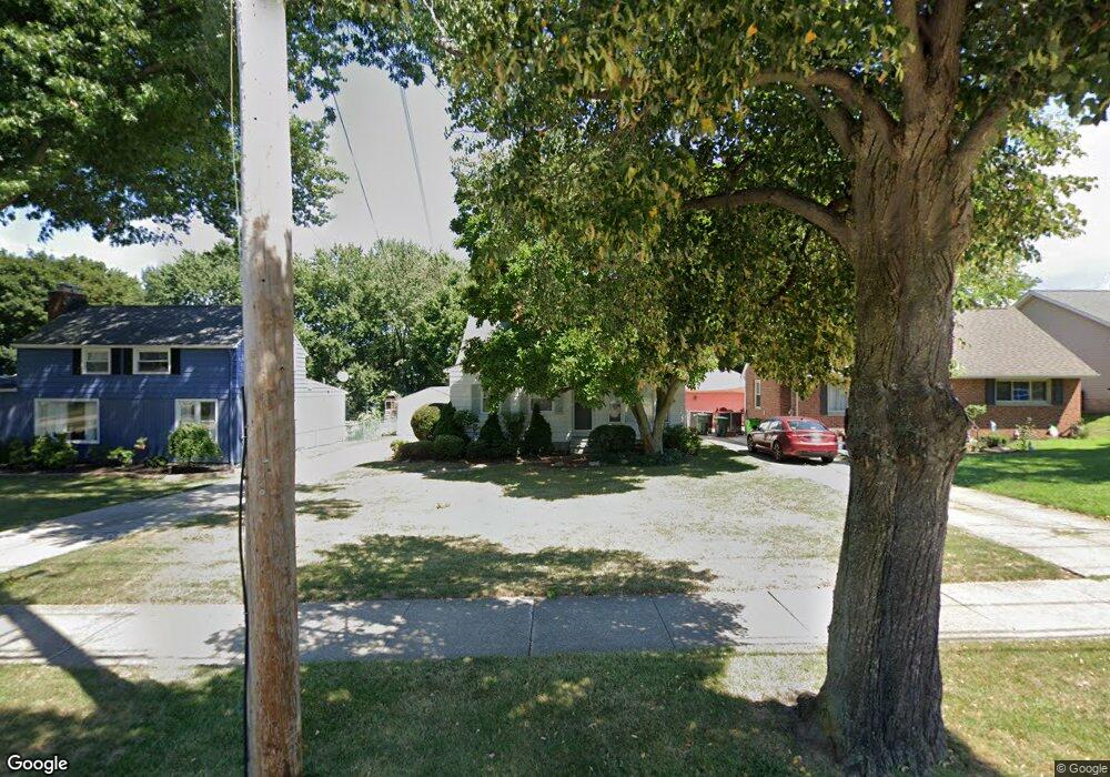 1945 E 300th St, Wickliffe, OH 44092 - photo 1