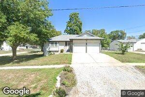 300 Cottonwood St, Bennet, NE 68317