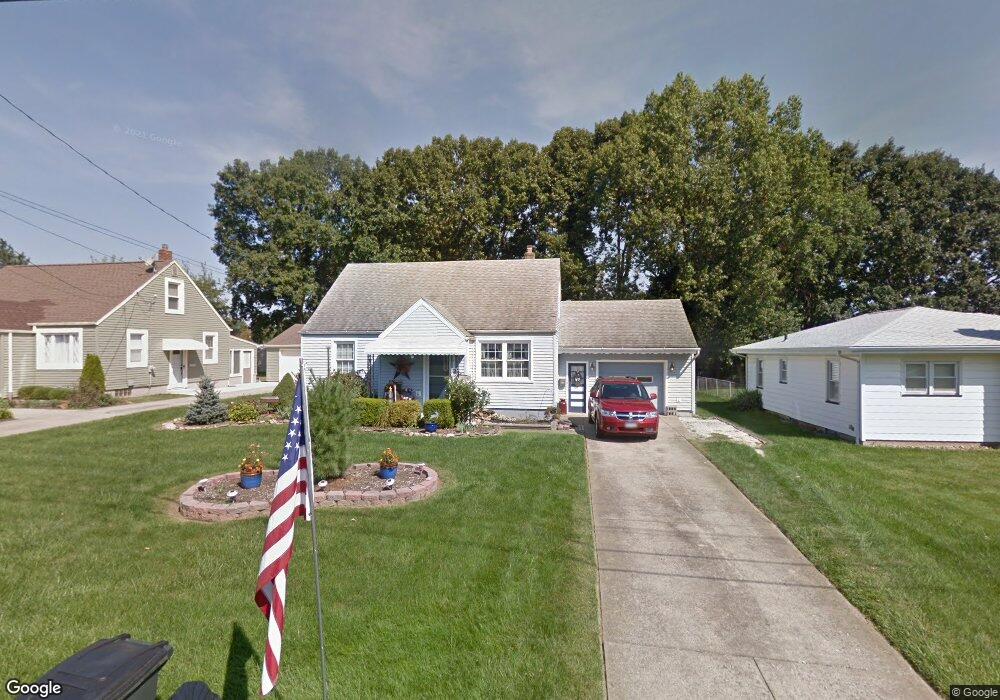 405 W Harvey St, Struthers, OH 44471 - photo 1