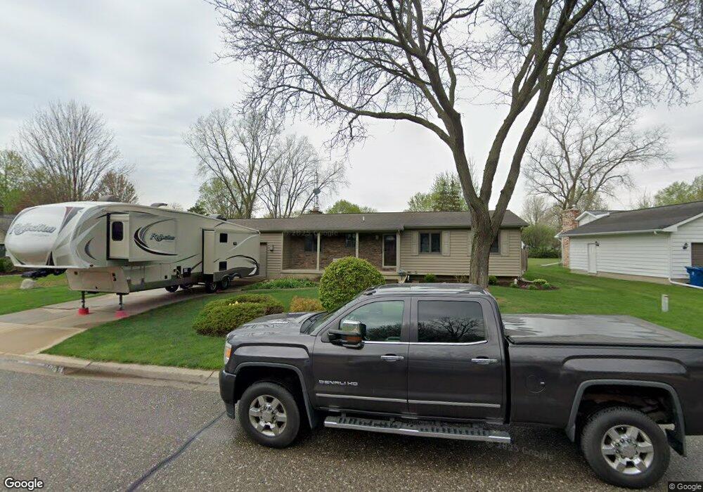 6258 King Arthur Dr, Swartz Creek, MI 48473 - photo 1