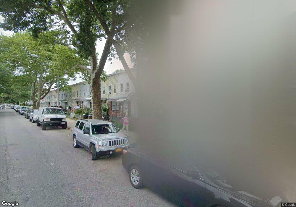 9112 110th St, Richmond Hill, NY 11418 - photo 1