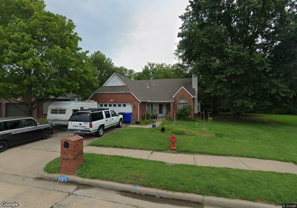 213 S Oak Ave, Broken Arrow, OK 74012 - photo 1