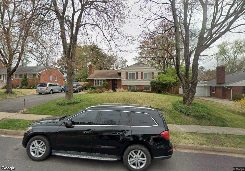 3307 Nevius St, Falls Church, VA 22041 - photo 1