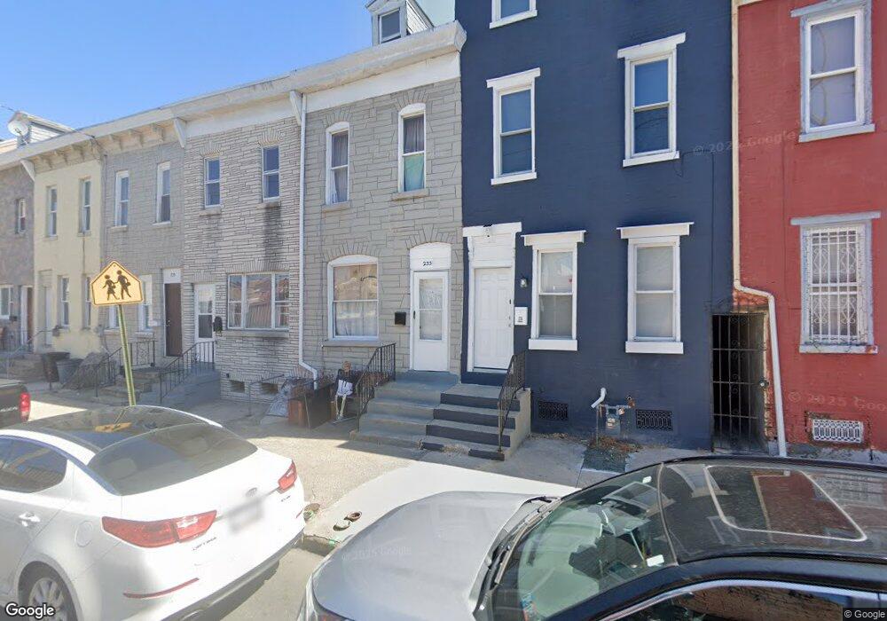 233 Pearl St, Reading, PA 19602 - photo 1