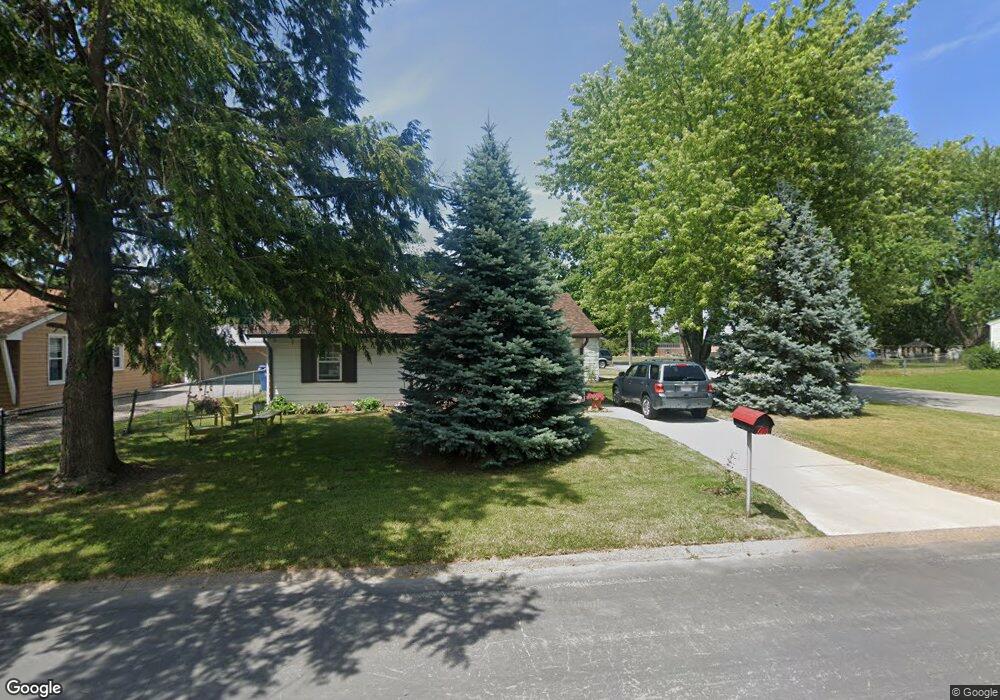 2004 W 70th St, Davenport, IA 52806 - photo 1