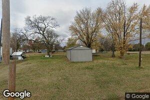 626 E 9th St, Le Roy, KS 66857