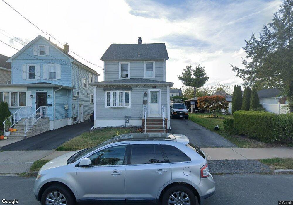 137 Heald St, Carteret, NJ 07008 - photo 1