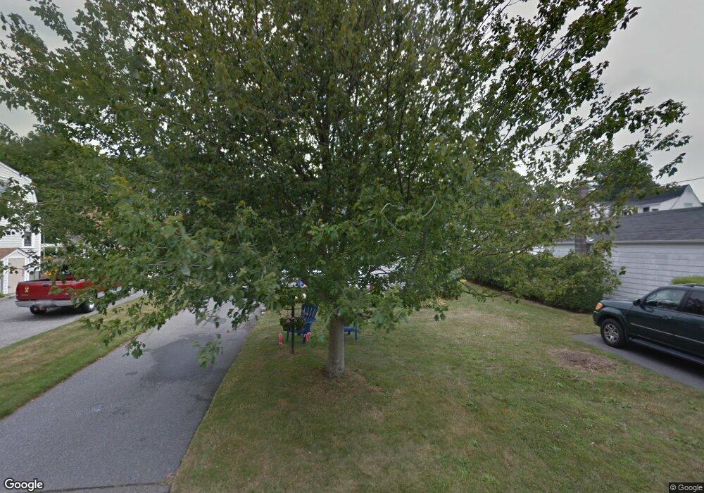 13 Center Ave, Middletown, RI 02842 - photo 1