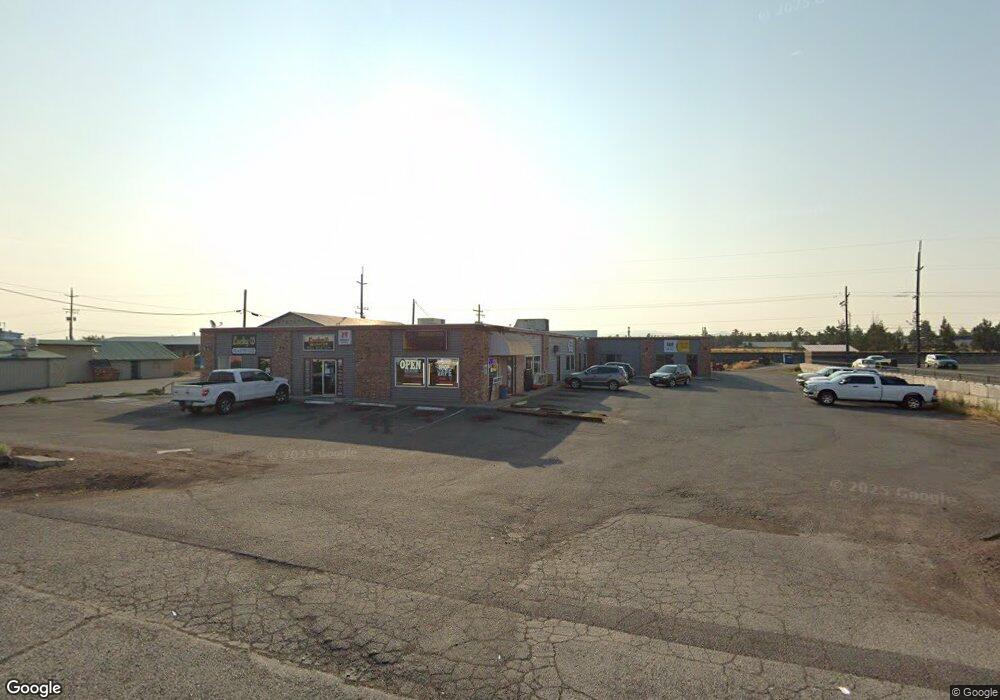 2392 S Highway 97 unit 4, Redmond, OR 97756 - photo 1