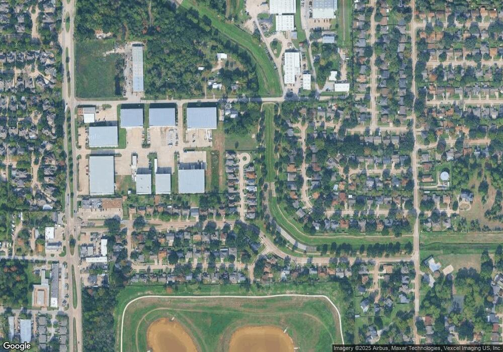 7530 Woodland Gate Dr, Houston, TX 77040 - photo 1