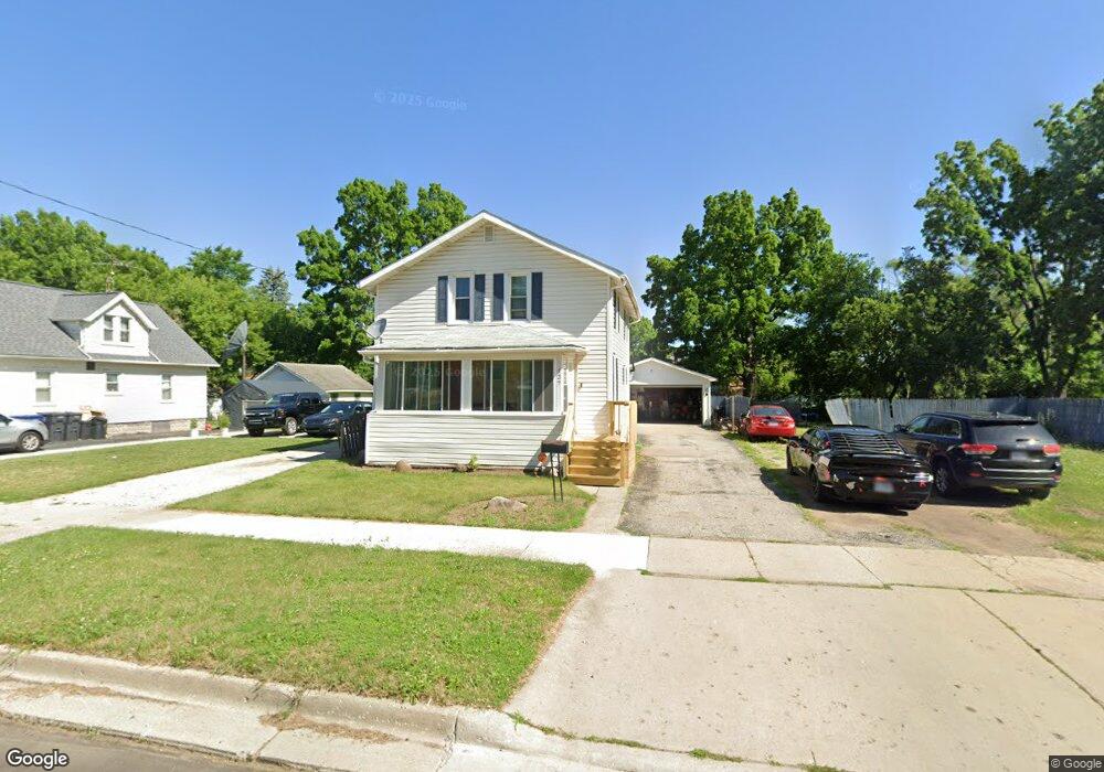 127 E Livingston Dr, Flint, MI 48503 - photo 1